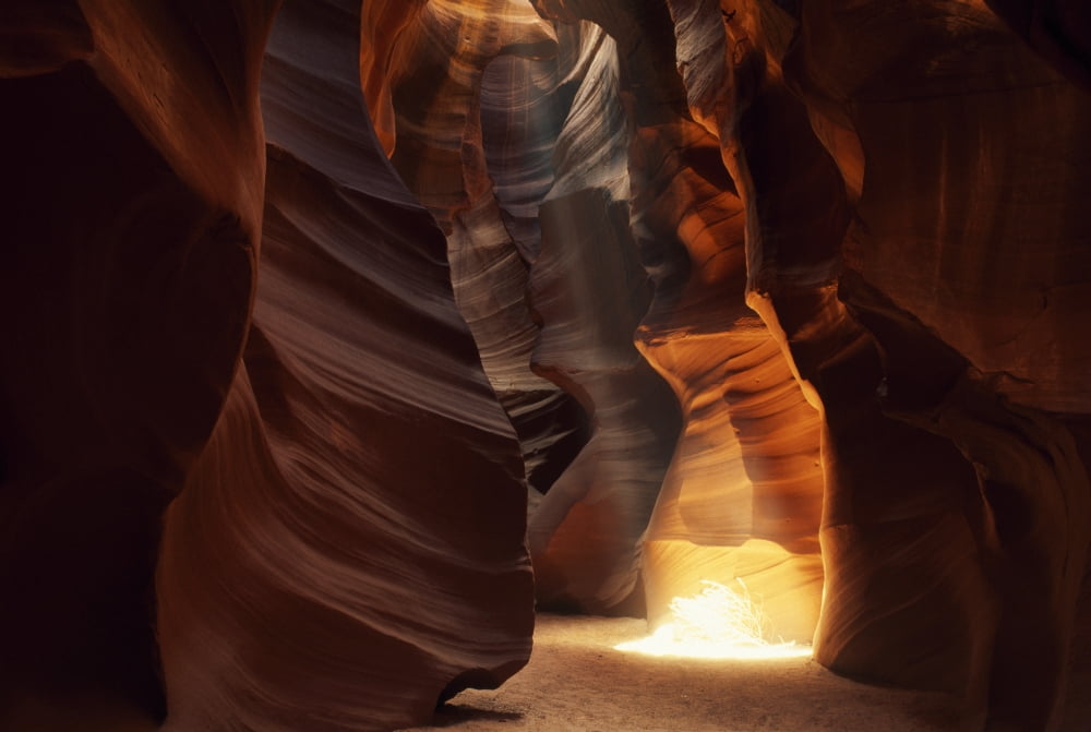 Sunbeam In Antelope Canyon Canvas Art - Natural Selection Jeff Friesen Design Pics (36 x 24)