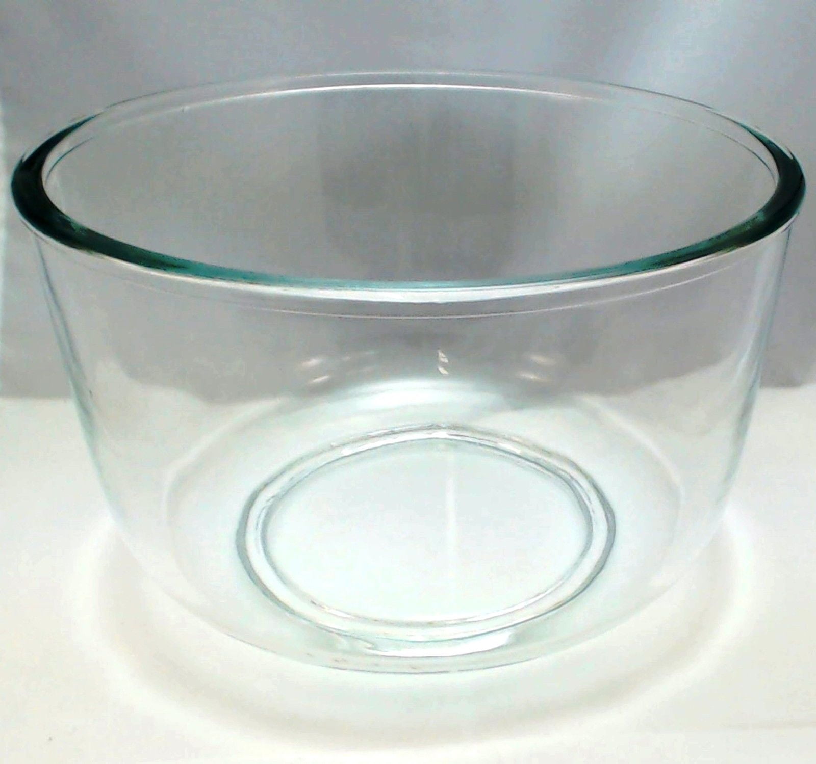 Sunbeam / Oster Stand Mixer Small 2 Quart Glass Mixing Bowl, 115969000