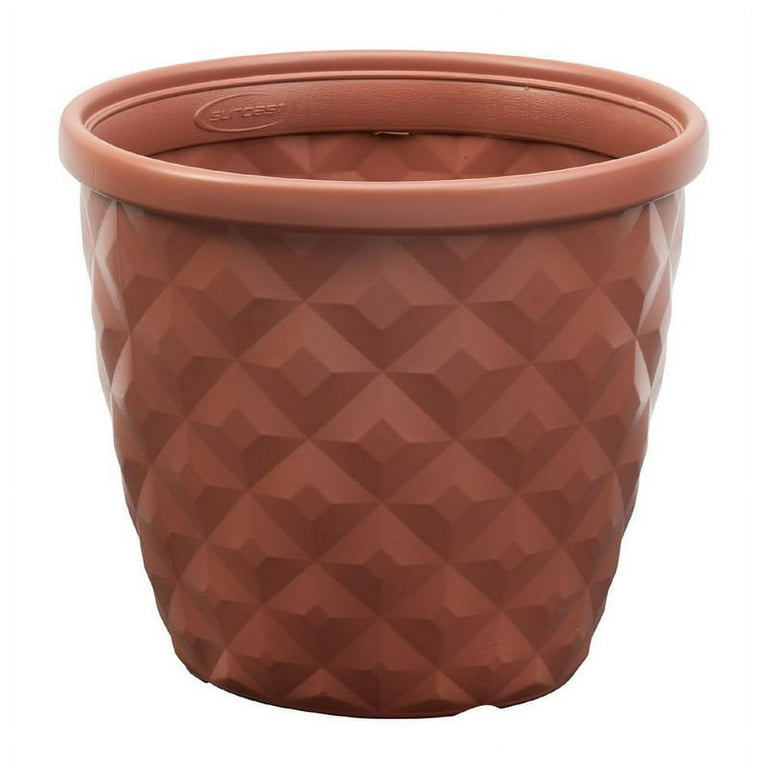 Suncast Pinehurst 14 in. D Resin Planter Terracotta