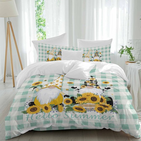 Sunflower Gnome Queen Size Comforter Set, Hello Summer Yellow Flower Farm Plant Green Plaid Bedding for All Seasons, 4 Pcs Bed Set, 1Quiltcover (90"x92") ,1Sheet(94"x116"), 2Pillowcases (30"x20")