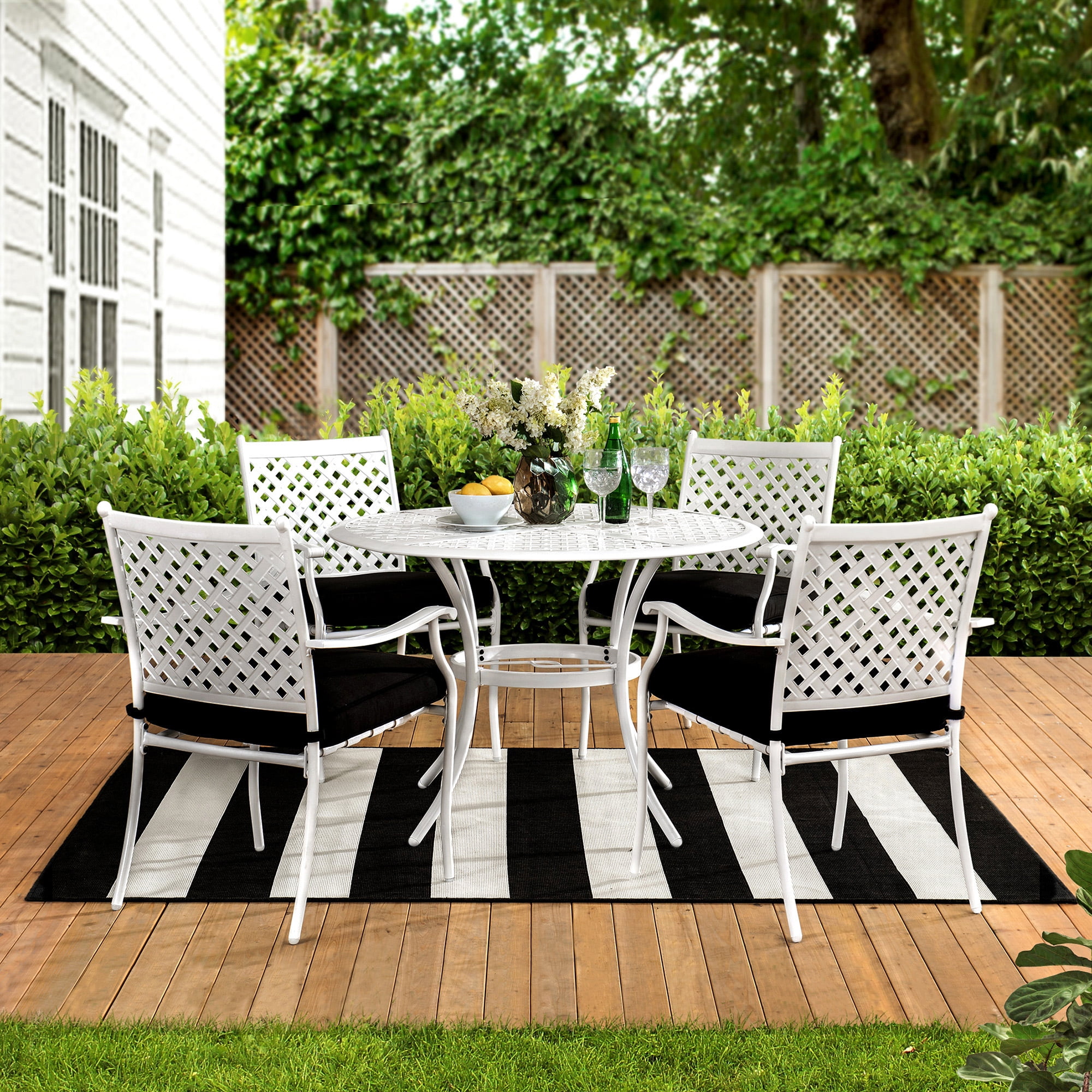 Sunjoy Minnesota Collection 5-piece White Steel Lattice Dining Set with Black Seat Cushions Sansujyuku sansujyuku.com