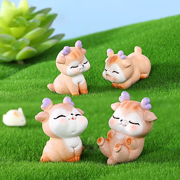 Sunjoy Tech Deer Ornament Cute Expressions Cartoon Anti-fade Attractive Decorative Resin Micro Landscape Deer Statue Home Decor