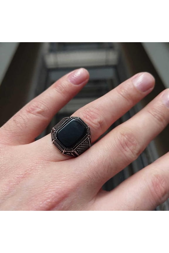 Fashion Ring Comfortable Shining Luxurious Trendy Personality Decorate Alloy Inlaid Black Gem Ring Gift