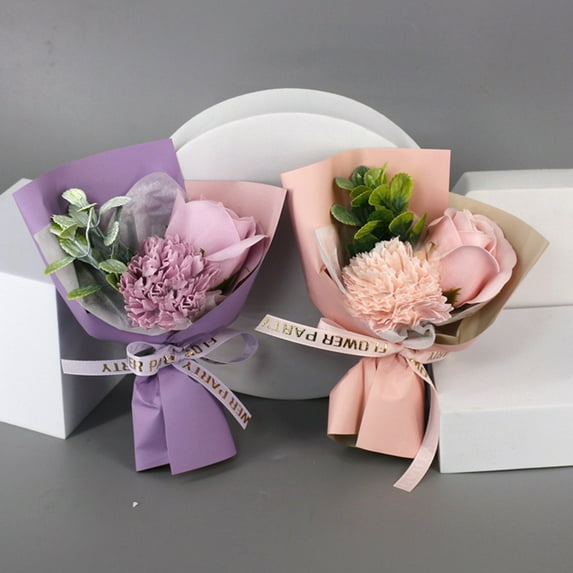 Sunjoy Tech Faux Bouquet Not Wither High Color Fastness Realistic Appearance Fadeless No Watering Wonderful Gift Long Lasting Simulation Carnation Rose Soap Bouquet for Dating