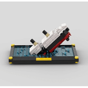 Sunken Titanic Cruise Ship MOC Building Brick Model Kit, 234 Pieces Desktop Display