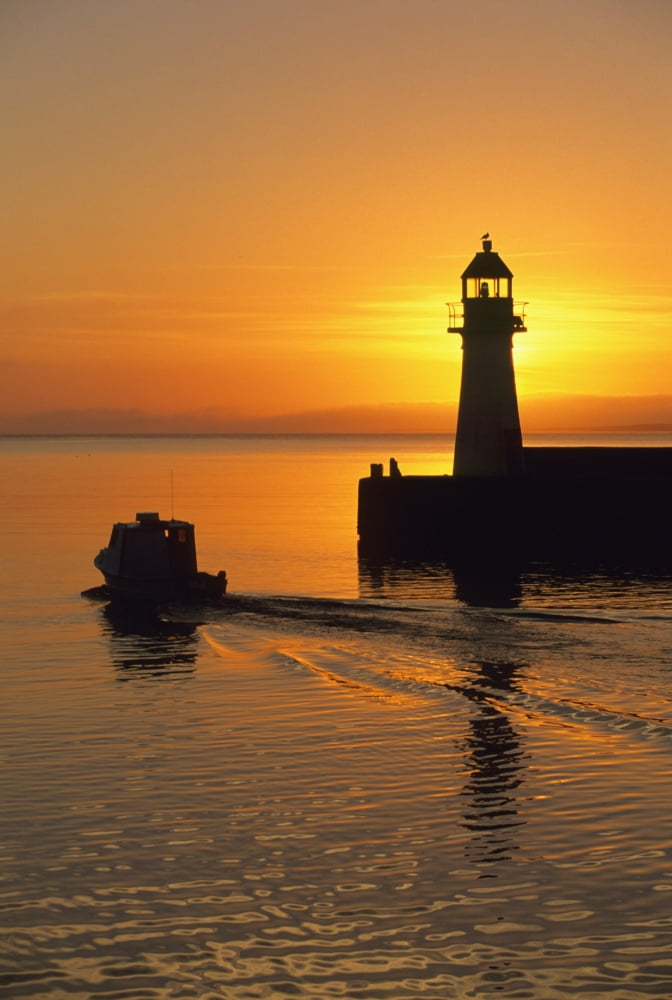 Sunrise Harbour Lighthouse Grand Bank Newfoundland Canvas Art - John Sylvester Design Pics (22 x 34)