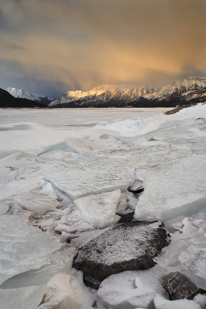 Sunrise Over Lake Abraham At Windy Point Kootenay Plains Bighorn Wildlands Alberta Canvas Art - Darwin Wiggett Design Pics (22 x 34)