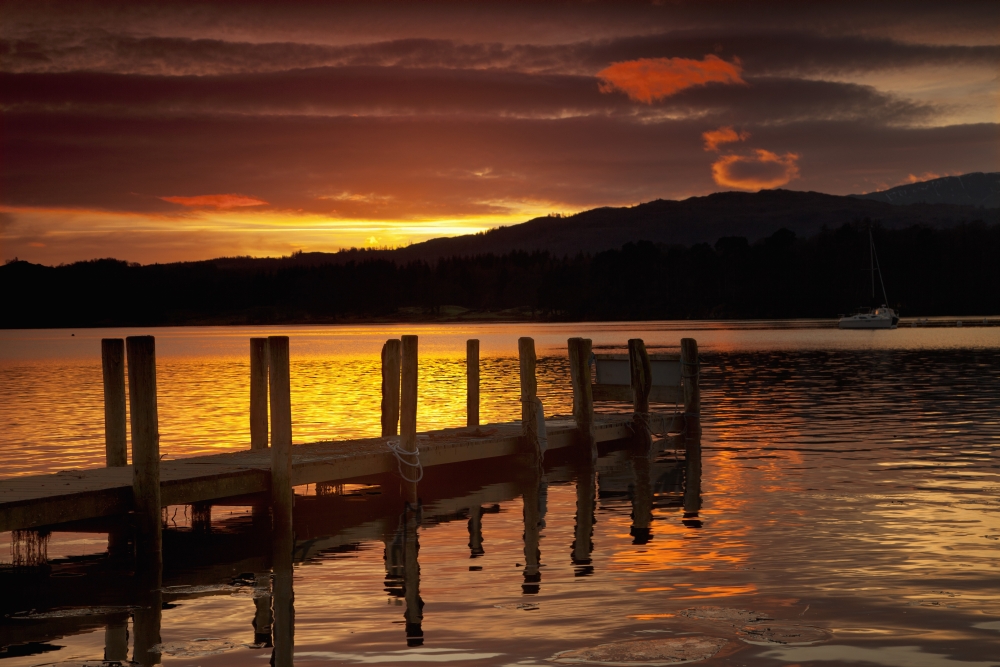 Sunset Over Dock At Lake Windermere Ambleside Cumbria England Canvas Art - John Short Design Pics (19 x 12)