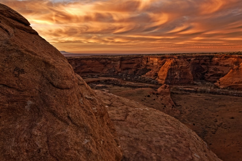 Sunset Over The Rim Of Canyon De Chelley Arizona Canvas Art - Robert Postma Design Pics (34 x 22)