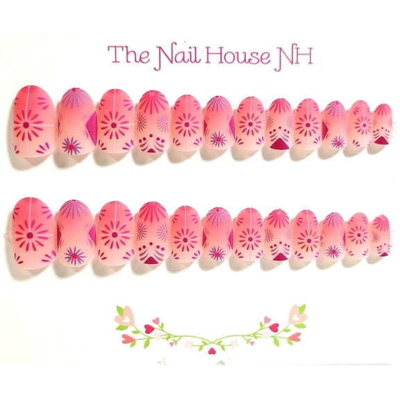 Sunset Stars Matte Ombre Short Oval Press On Nails - 24 Pieces - Artificial Nail Kit - Summer Nails