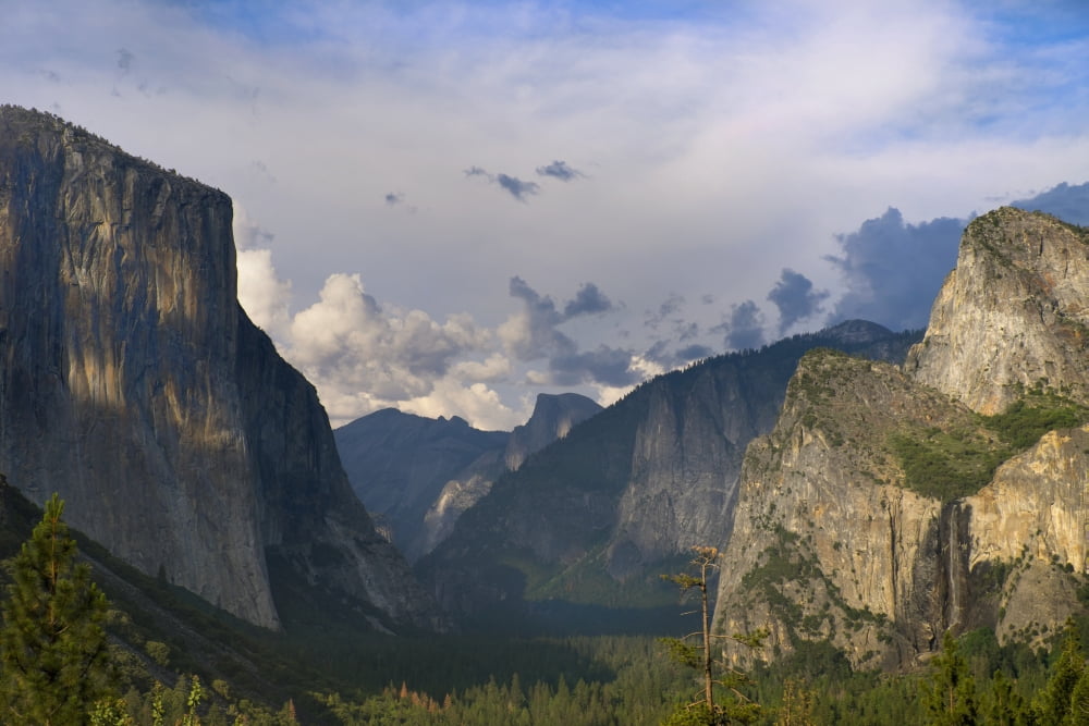 Sunset at Tunnel View Yosemite National Park California United States of America Canvas Art - Gina Bringman Design Pics (19 x 12)