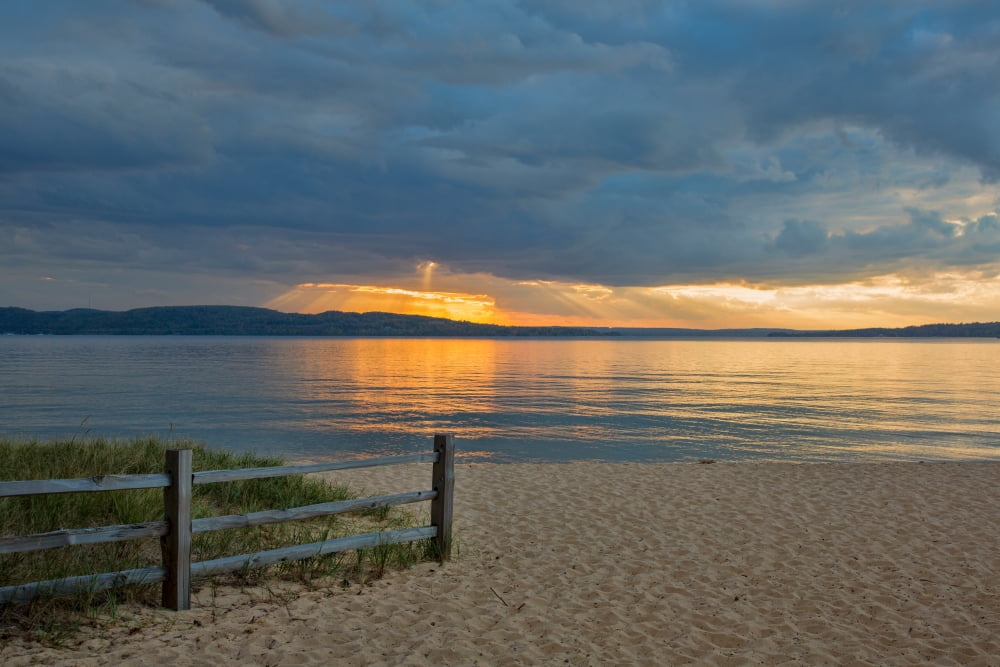Sunset on South Bay Lake Superior Munising Upper Peninsula Alger County Michigan USA Canvas Art - Panoramic Images (18 x 24)