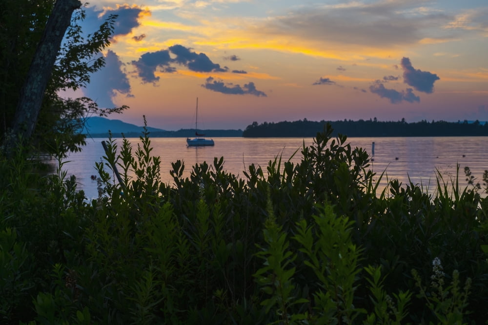 Sunset over Brome Lake Quebec Canada Canvas Art - Jacques Laurent Design Pics (19 x 12)