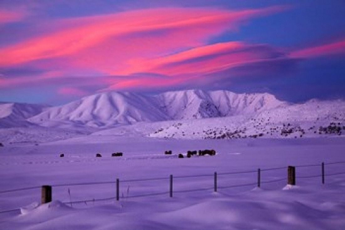 Sunset over Hawkdun Range and farmland Maniototo Otago New Zealand Canvas Art - David Wall DanitaDelimont (36 x 24)