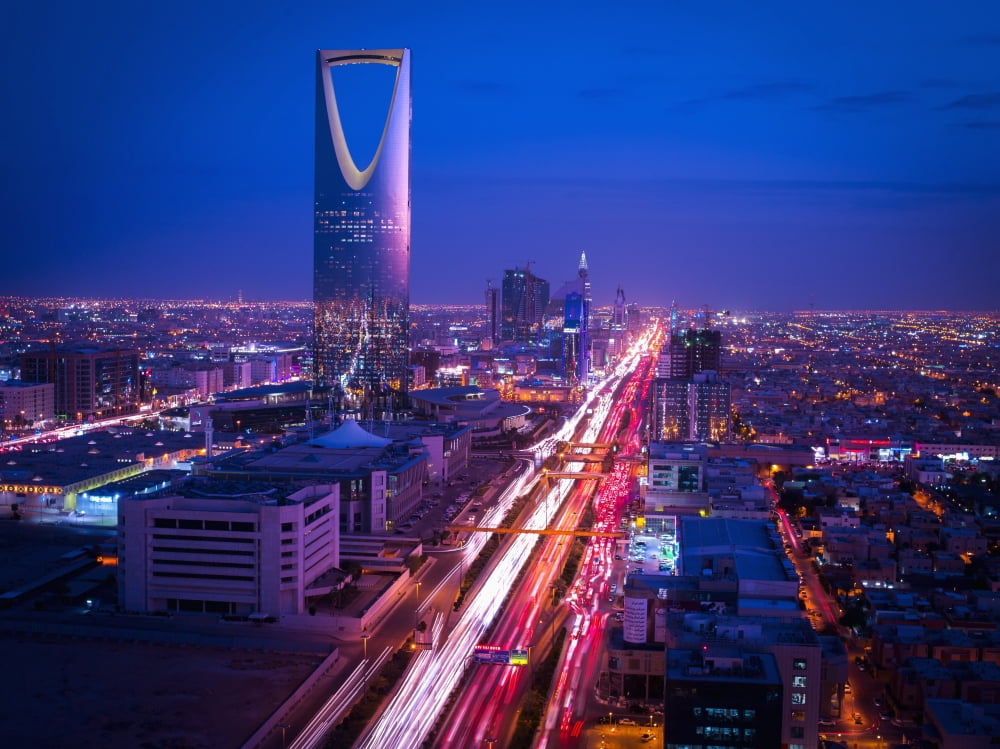 Sunset over Riyadh Riyadh Saudi Arabia Canvas Art - David Kirkland Design Pics (17 x 13)