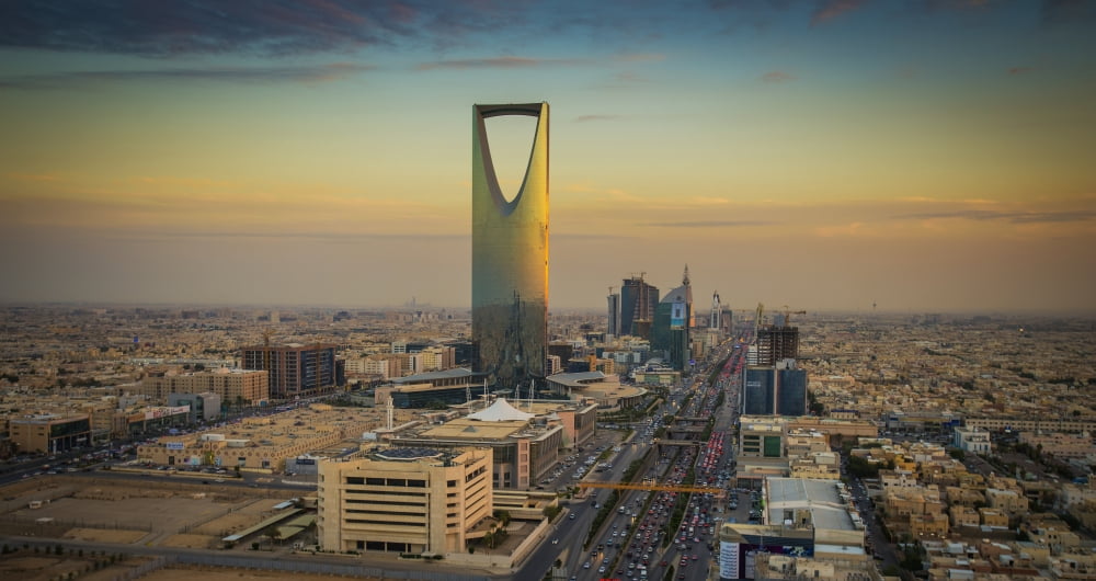 Sunset over Riyadh Riyadh Saudi Arabia Canvas Art - David Kirkland Design Pics (21 x 11)