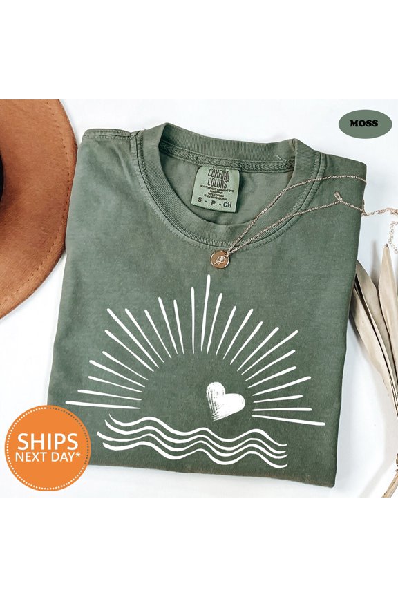 Sunshine Retro T Hiking Camping Travel Vacation Beach Trip T-Shirt