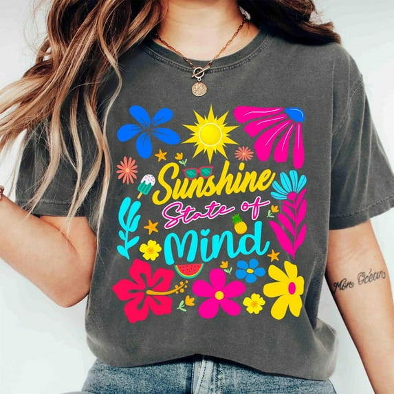 Sunshine State of Mind T-Shirt, Trendy Summer Tee, Preppy Beach Shirt, Retro Floral Summer Outfit, Cute Sunshine Graphic Tee
