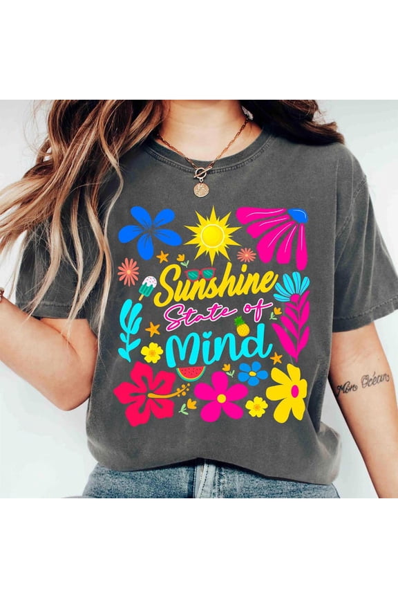 Sunshine State of Mind T-Shirt, Trendy Summer Tee, Preppy Beach Shirt, Retro Floral Summer Outfit, Cute Sunshine Graphic Tee