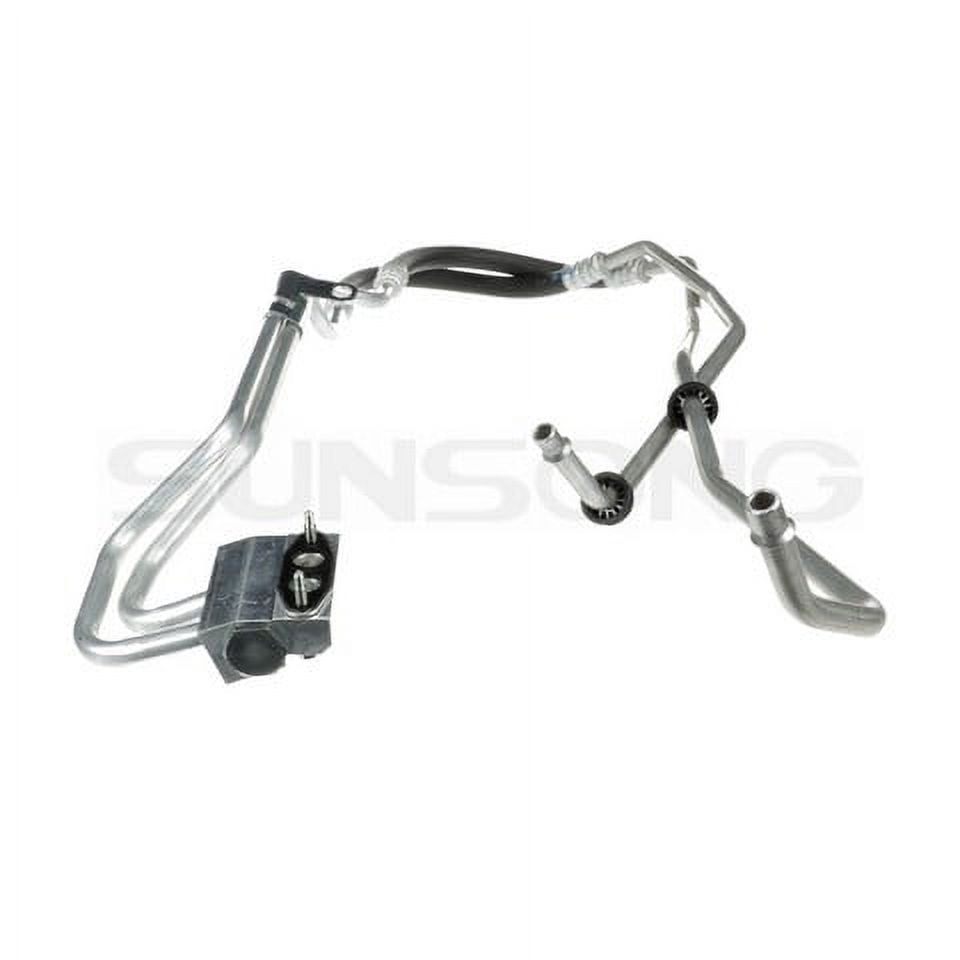 Sunsong 5801328 Engine Oil Cooler Hose Assembly