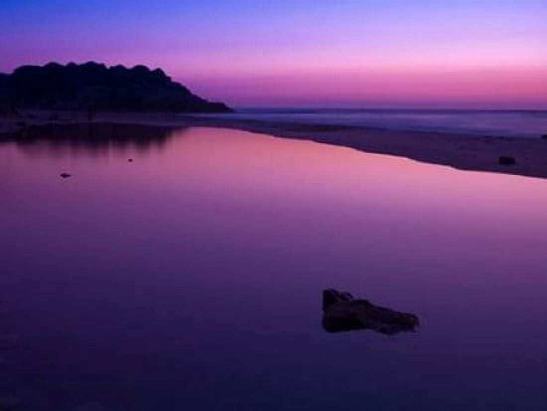 Suntset reflection in water Palmachim Beach Israel Canvas Art - Assaf Frank (18 x 24)