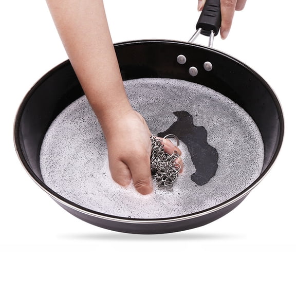 Suodoka Stainless Steel Chainmail Scrubber for Cast Iron Skillet, 4x4 Inches (10.1x10.1 cm), Heavy Duty Non-Scratch Pot Cleaner Mesh Pad for Woks, Dutch Ovens, and Kitchen Cookware
