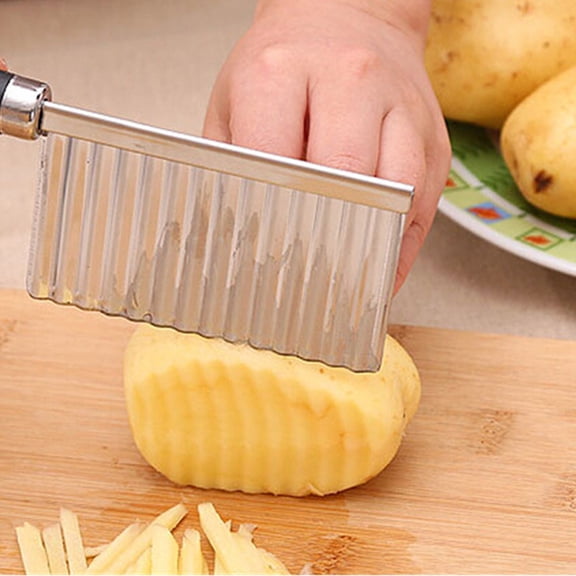 Suodoka Stainless Steel Crinkle Cutter Potato Ripple Knife Wavy Chopper for French Fry Vegetable Salad Chopping, Ergonomic Handheld Slicer Tool with Anti-Slip Handle, 8.66 Inches / 22 cm, Silver