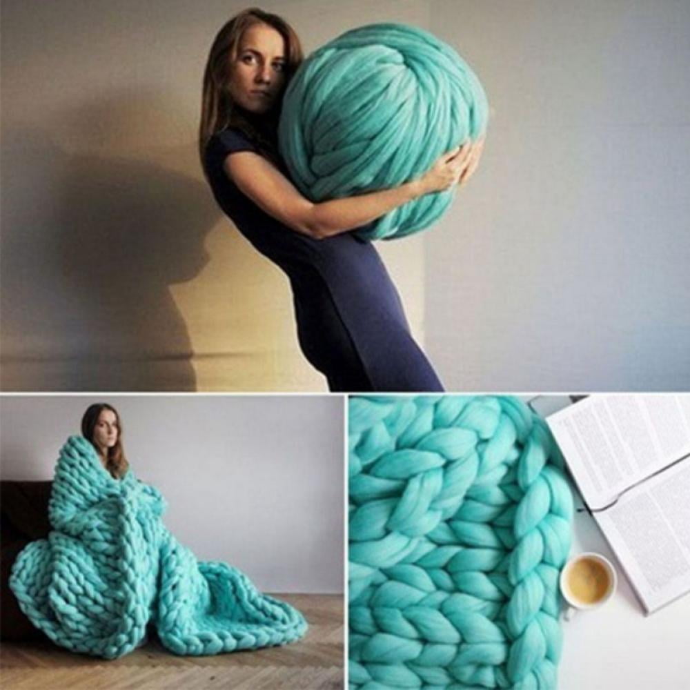 Racing Green Giant Yarn. Arm Knitting Merino Wool. Roving For