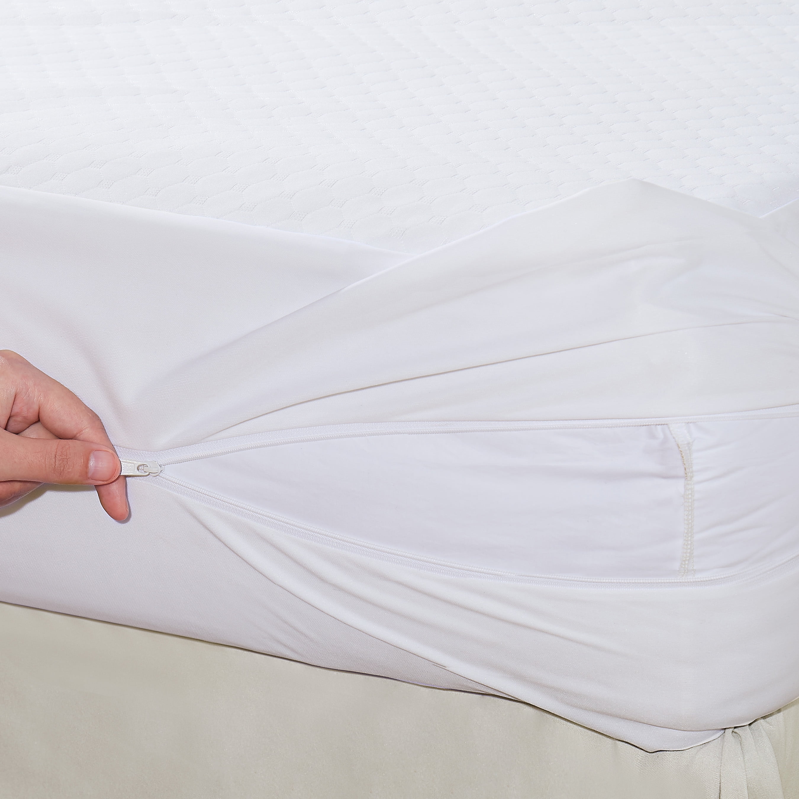 Super Clean Comfort Top Zippered Mattress Protector, King