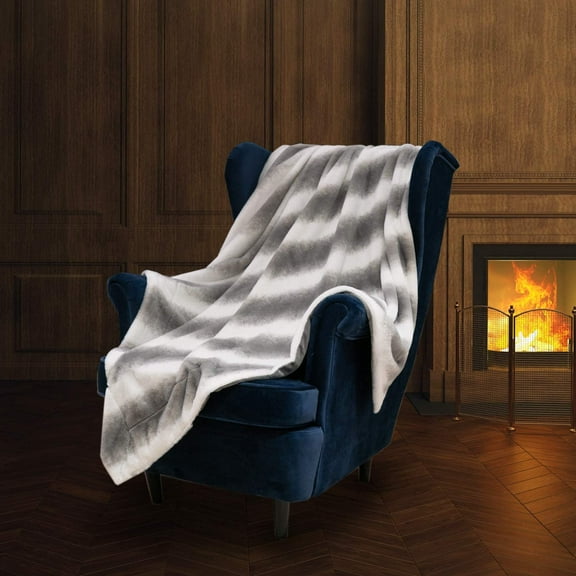 Super Soft Faux Fur Throw Blanket- Royal Luxury Cozy Plush Blanket use for Couch Sofa Bed Chair, Reversible Fuzzy Faux Fur Velvet Blanket 50 Inch x 60 Inch