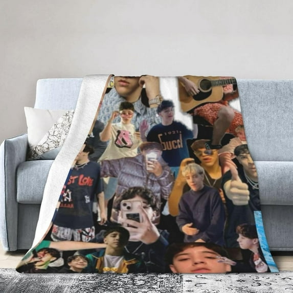 Super Soft Flannel Blanket Xavis Photo Collage Blanket Throw Flannel Blankets Soft Blanket for Sofa Bed Living Room Couch Office Car Decoration Air Conditioning Blankets 80x60 in