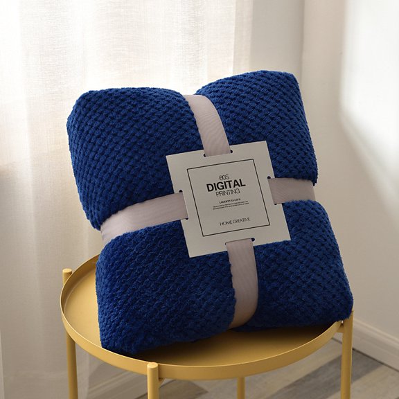 Super Soft Thickened Coral Fleece Blanket for Couch Bed Indoor Outdoor Use, 43x71 Inches Machine Washable Cozy Warm Throw