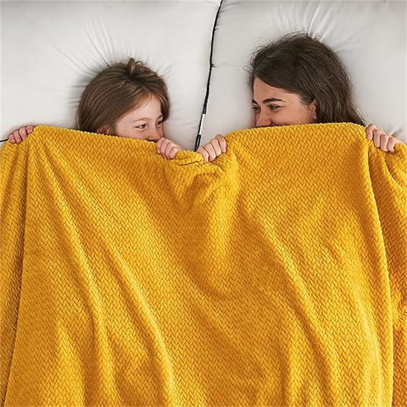 Stellar™ Blanket | Camp & Backpacking Blankets | Therm-a