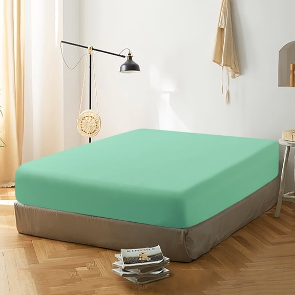 Super Soft and Durable Microfiber Fitted Sheet, Machine Washable Fitted Bed Sheet with 15 inches Deep Pocket, King, 78 x 80 inches, Mint