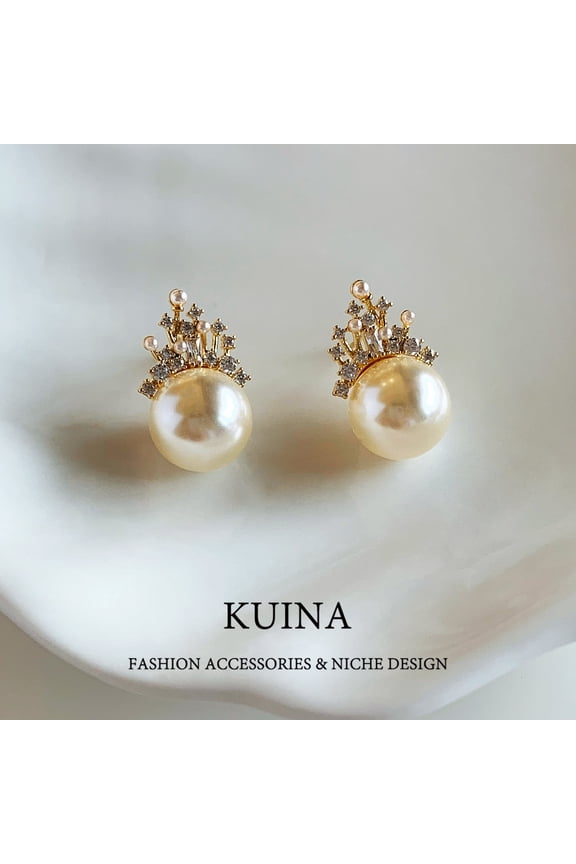Super-flash crown pearl earrings female sterling silver needle earrings new explosive models senior sense of niche exquisite ear jewelry