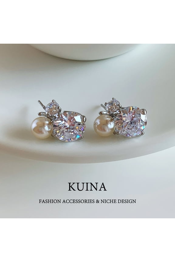 Super flash diamond pearl earrings female light luxury senior sense of circle atmosphere earrings unique stunning sterling silver needle ear jewelry