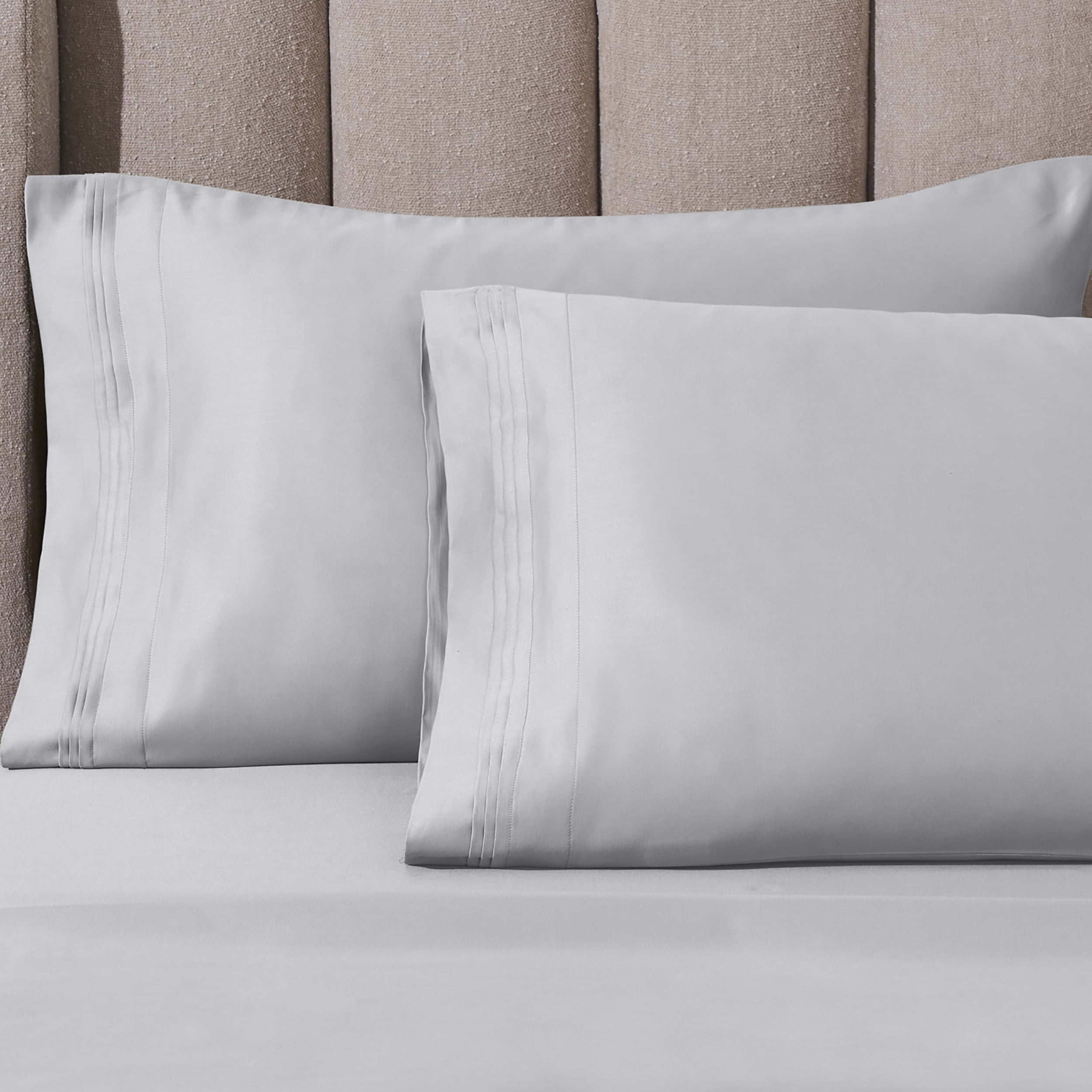 Luxurious White Cotton Standard Pillowcase Set with Tuxedo Stitch Hem