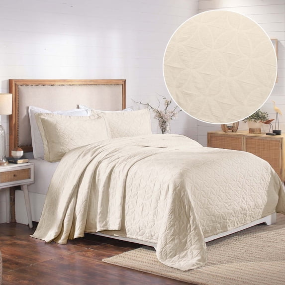 Superior 3-Piece Serenity Cotton Matelasse Ivory Bedspread Set, Queen