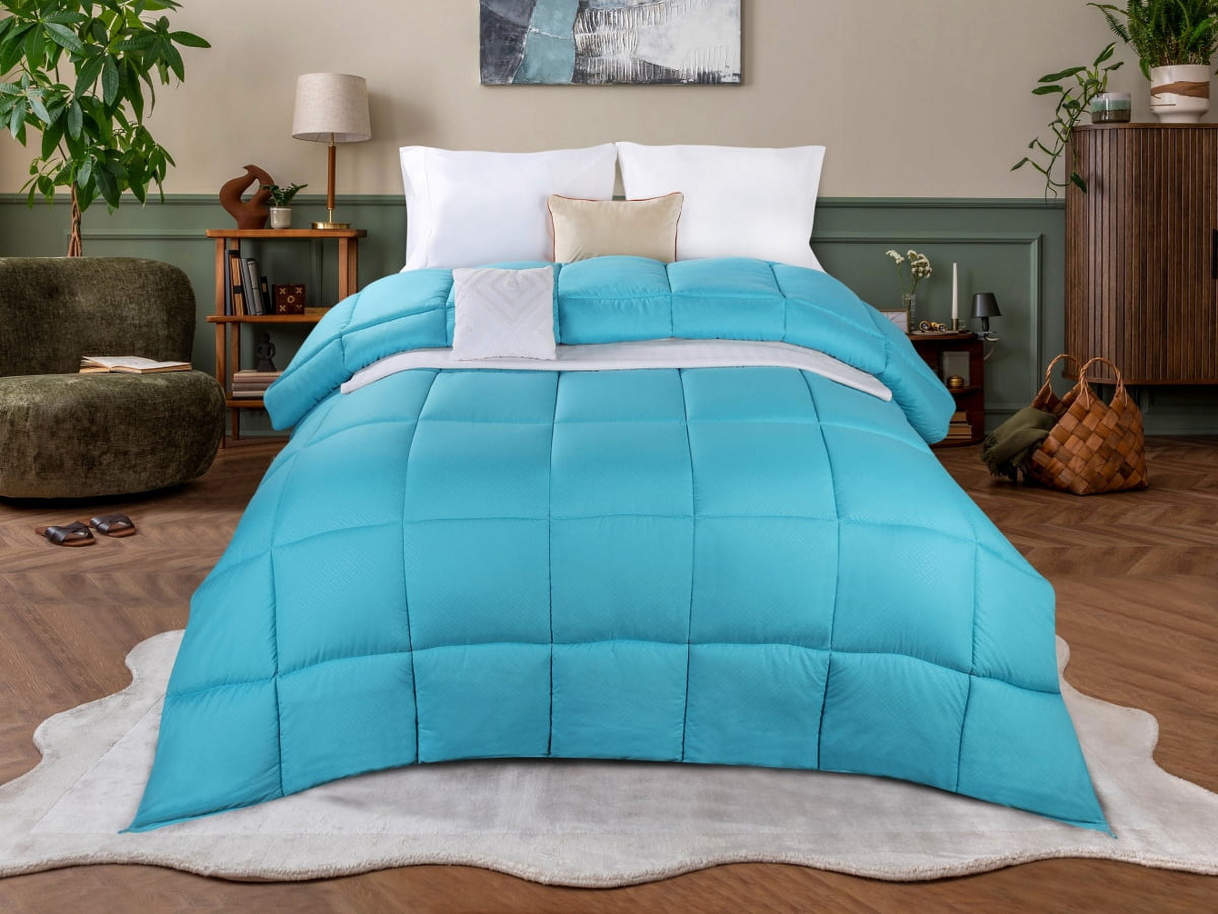 Superior Basketweave Plush Down Alternative Comforter, Full/Queen, Winter Blue