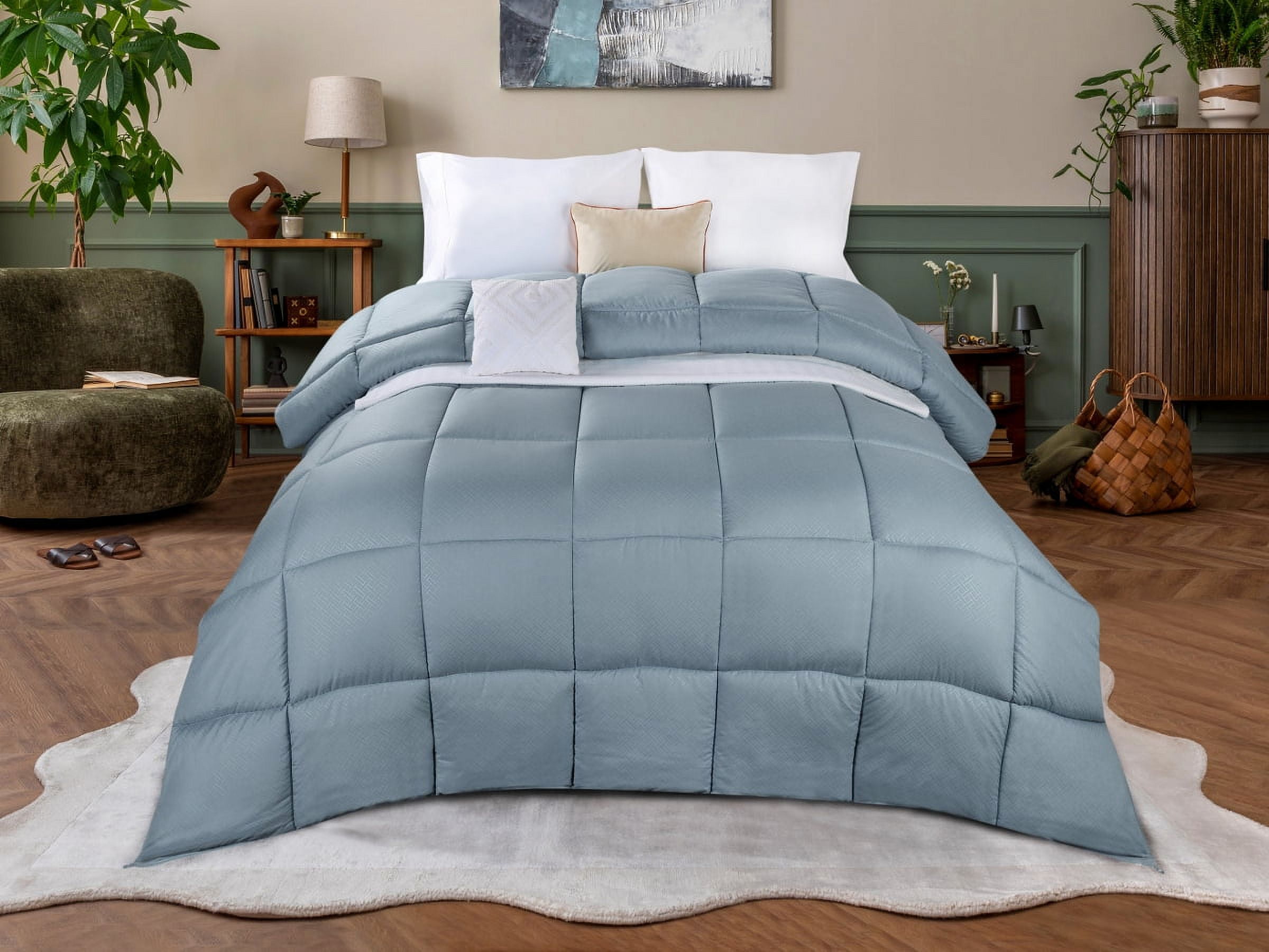 Superior Basketweave Plush Down Alternative Comforter, King, Smoke Blue
