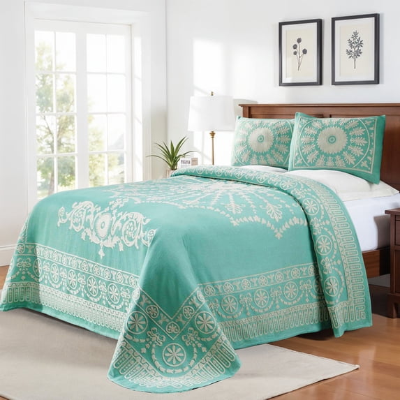 Superior 3-Pieces High-Durability Reversible Cotton Blend Bedspread Set, Queen, Green