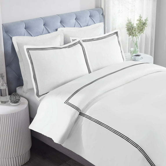 Superior Brandon Embroidered Cotton Duvet Cover Set, Full/Queen, White/Black
