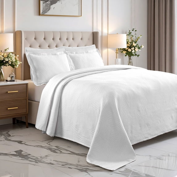Superior Cascade Cotton Bedspread and Sham Set, Decorative Breathable Bedspreads, Twin, White