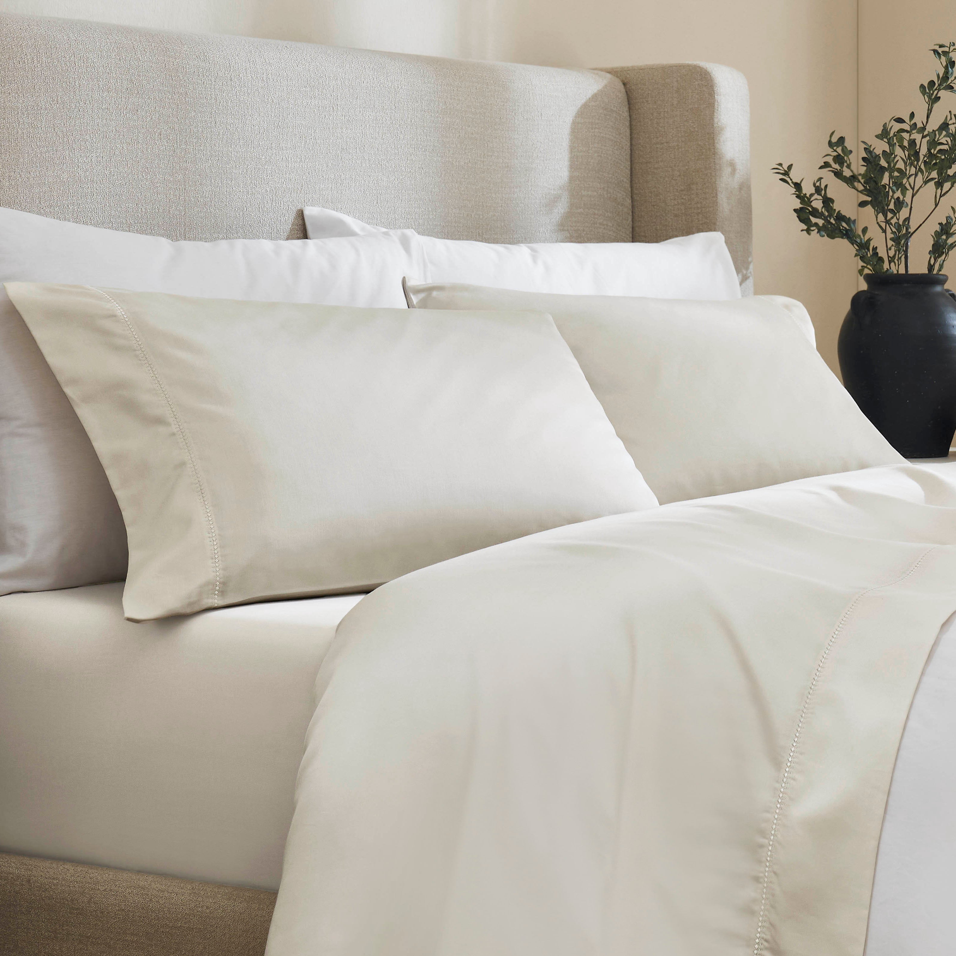 Superior Cotton Blend 600 Thread Count Embroidered Sheet Set, Split King, Ivory