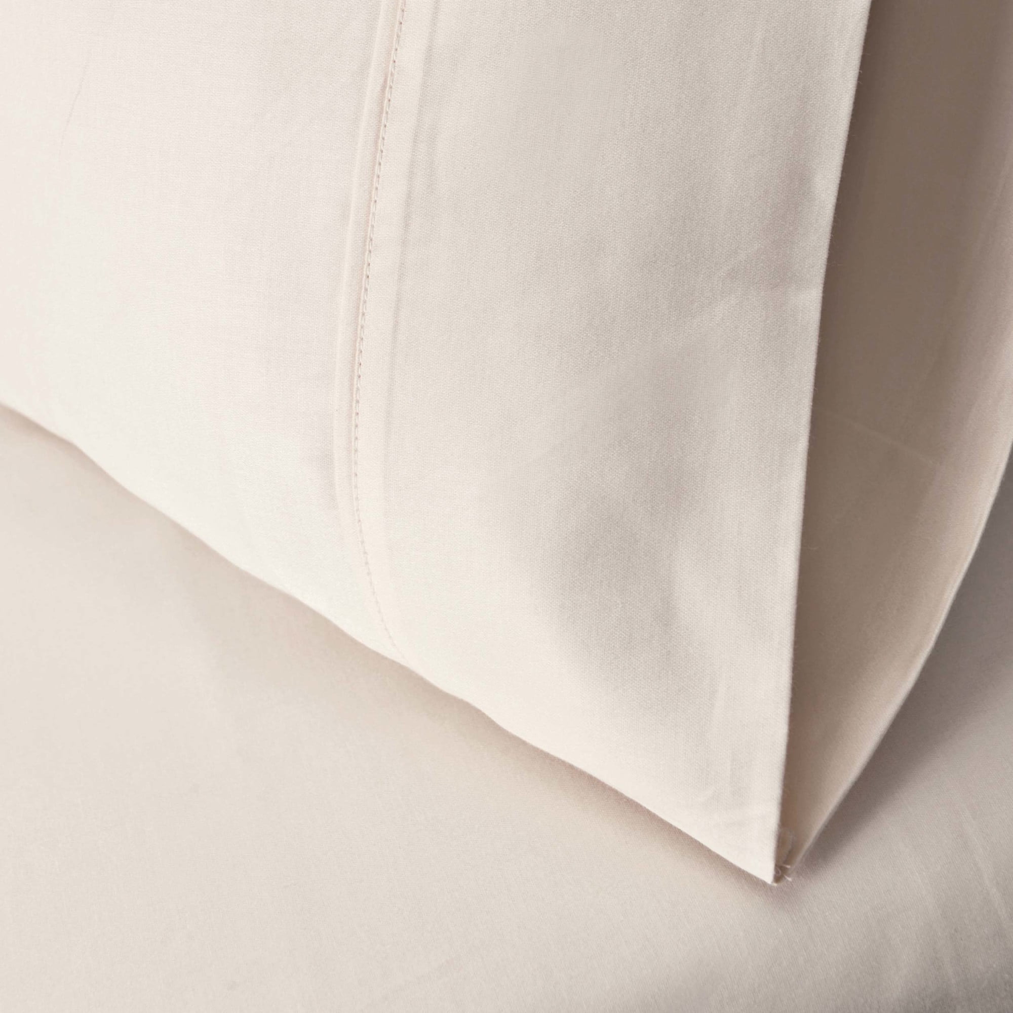 Superior Egyptian Cotton Pillowcase Set, Standard, Ivory