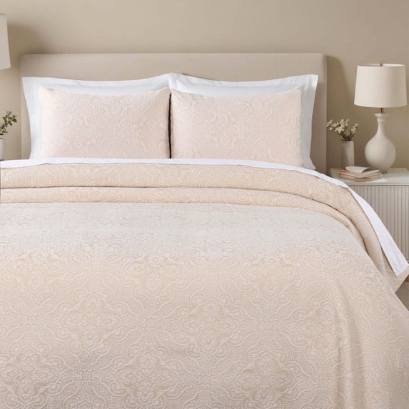 Superior Enzy Floral Matelasse Bedspread and Sham Set, 3-Piece Soft Textured Jacquard Bedspreads, Queenz, Ivory