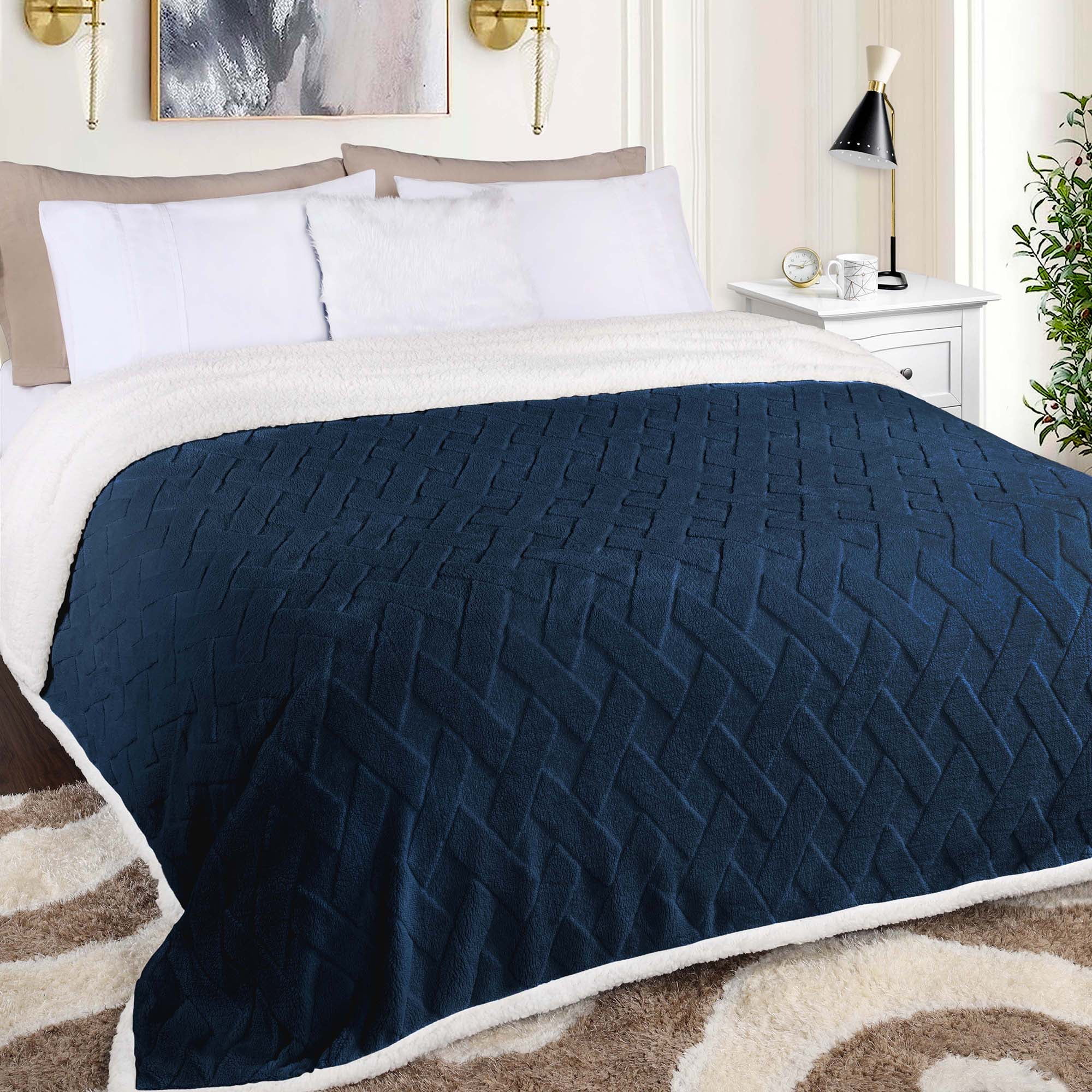 King Size Navy Blue Fleece Sherpa Reversible Blanket