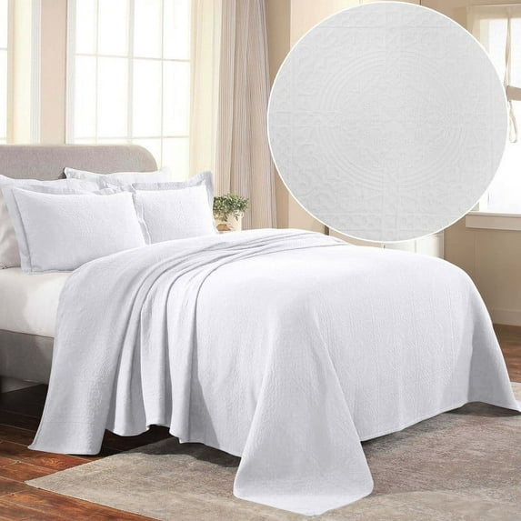 Superior Fleur De Lis Cotton Decorative Bedspread and Sham Set, Full, White