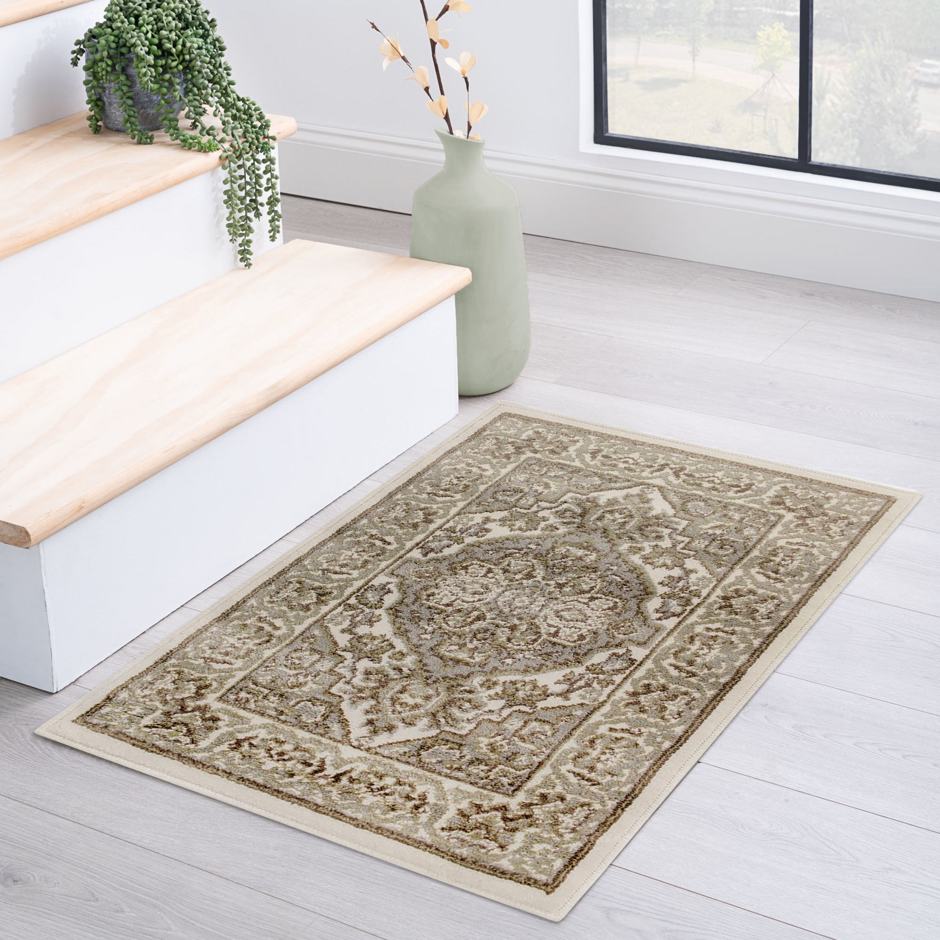 Green and Beige Floral Medallion Synthetic Area Rug, 2'x3'