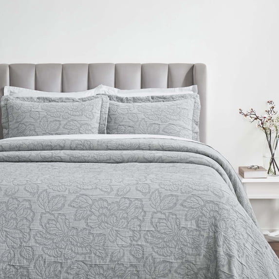 Superior Hibiscus Cotton Matelasse Bedspread and Sham Set, 3-Piece Dual Tone Modern Bedspreads, Queen, Gray
